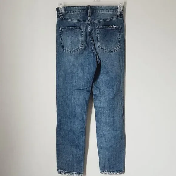 Wild Fable Medium Wash Distressed High Rise Mom Jean Size 00 - Picture 4 of 9